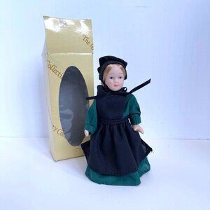 Amish Doll Porcelain China Green Dress The Broadway Collection  Original Box